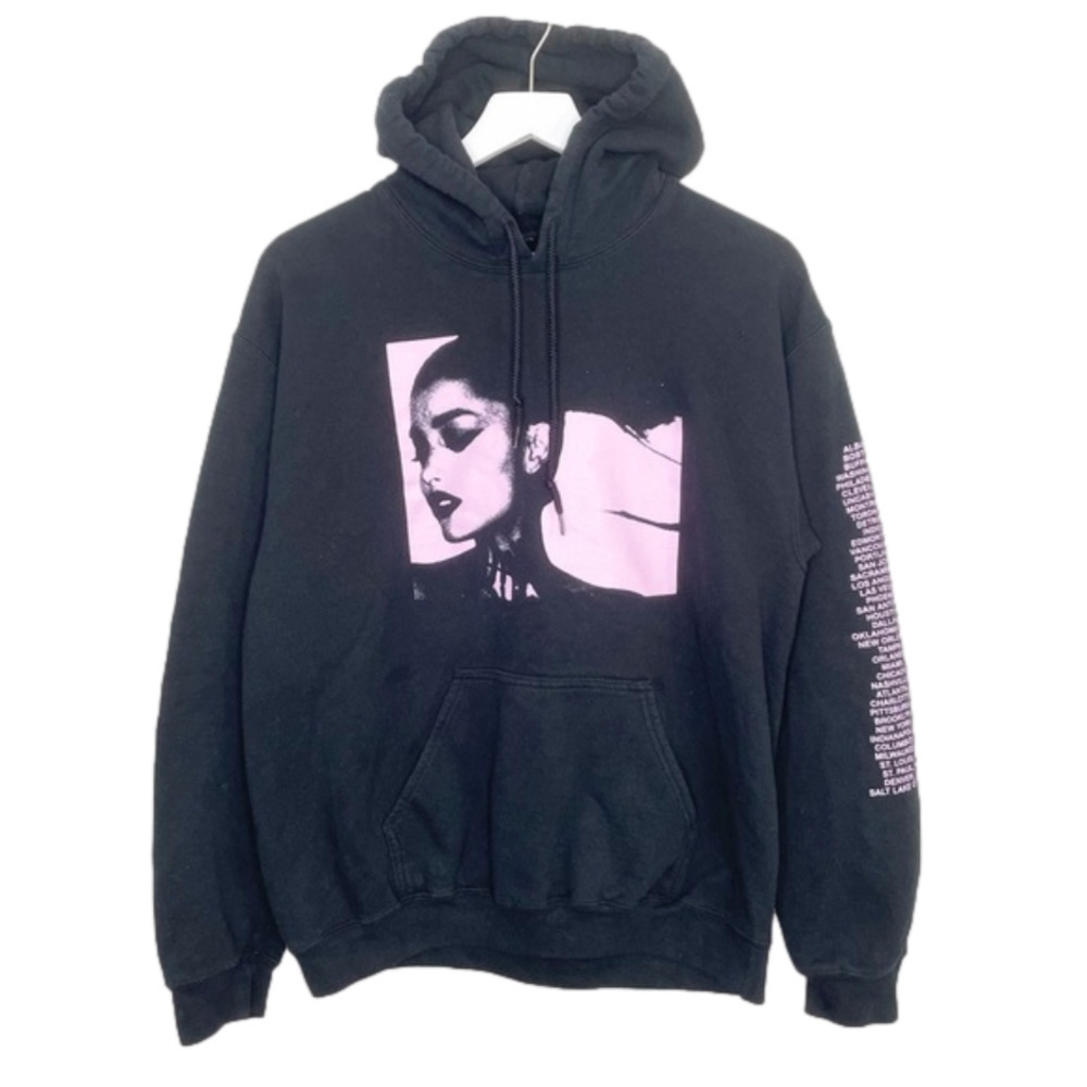 Ariana Grande Sweetener Concert Tour Hoodie Size Medium